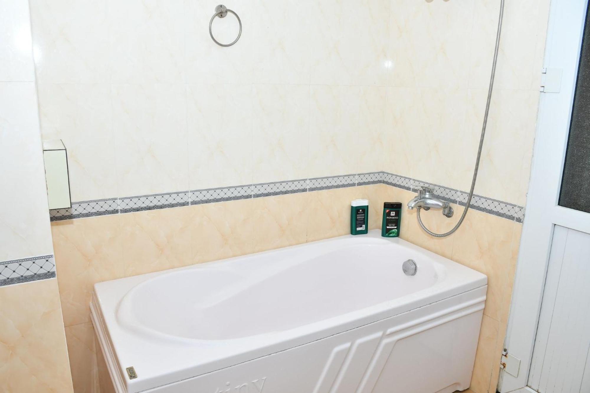 Hotel Nha Khach Huong Sen Hai Phong Esterno foto