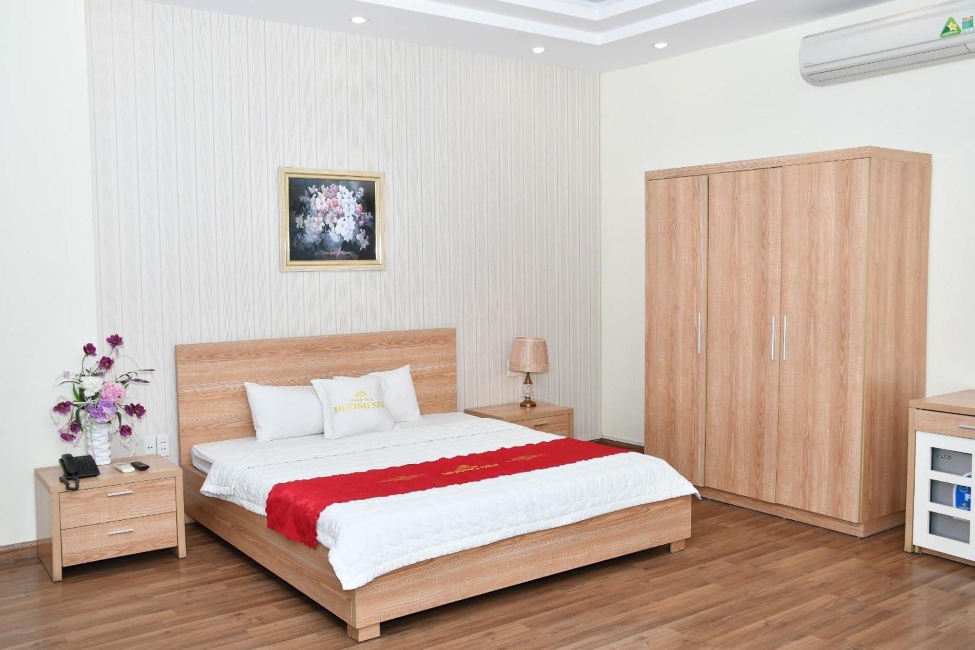 Hotel Nha Khach Huong Sen Hai Phong Esterno foto
